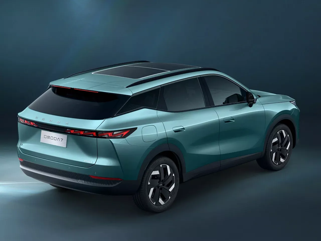 Omoda C7