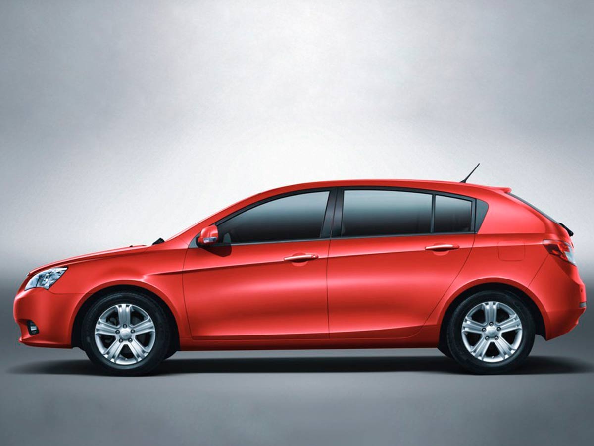 Emgrand EC7 Хэтчбек