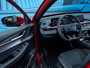 Exeed LX Бизнес 1.5 CVT