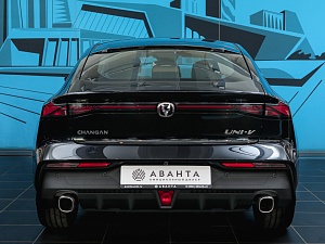 Changan UNI-V Люкс 1.5 AMT