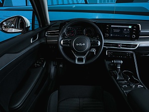 Kia K5 Comfort 2.0 AT