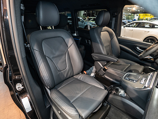 Mercedes-Benz V-class Exclusive 2.0 AT Black
