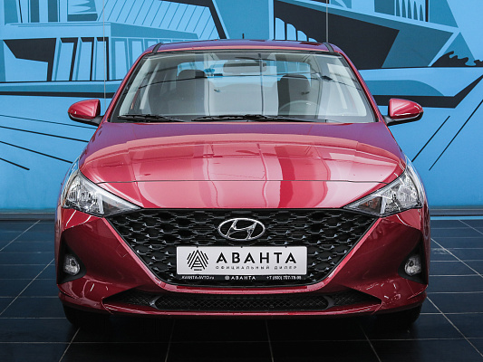 Hyundai Solaris Red