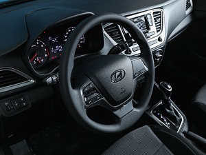 Hyundai Solaris Active Plus 1.6 AT