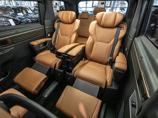 Toyota Alphard HEV 2.5h CVT Black