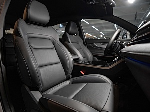 Exeed LX Бизнес 1.5 CVT