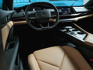 Changan UNI-V Люкс 1.5 AMT