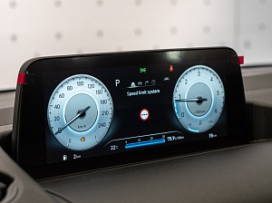 Hyundai Staria Premium 2.2 AT