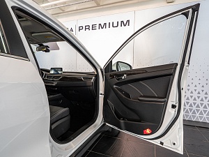 Dongfeng 580 Лакшери (Luxury) 1.5 CVT