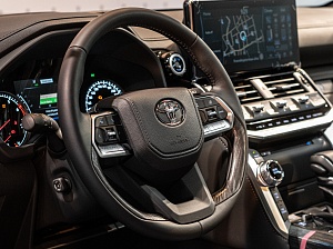 Toyota Land Cruiser 300 ZX (7 мест) 3.4 AT